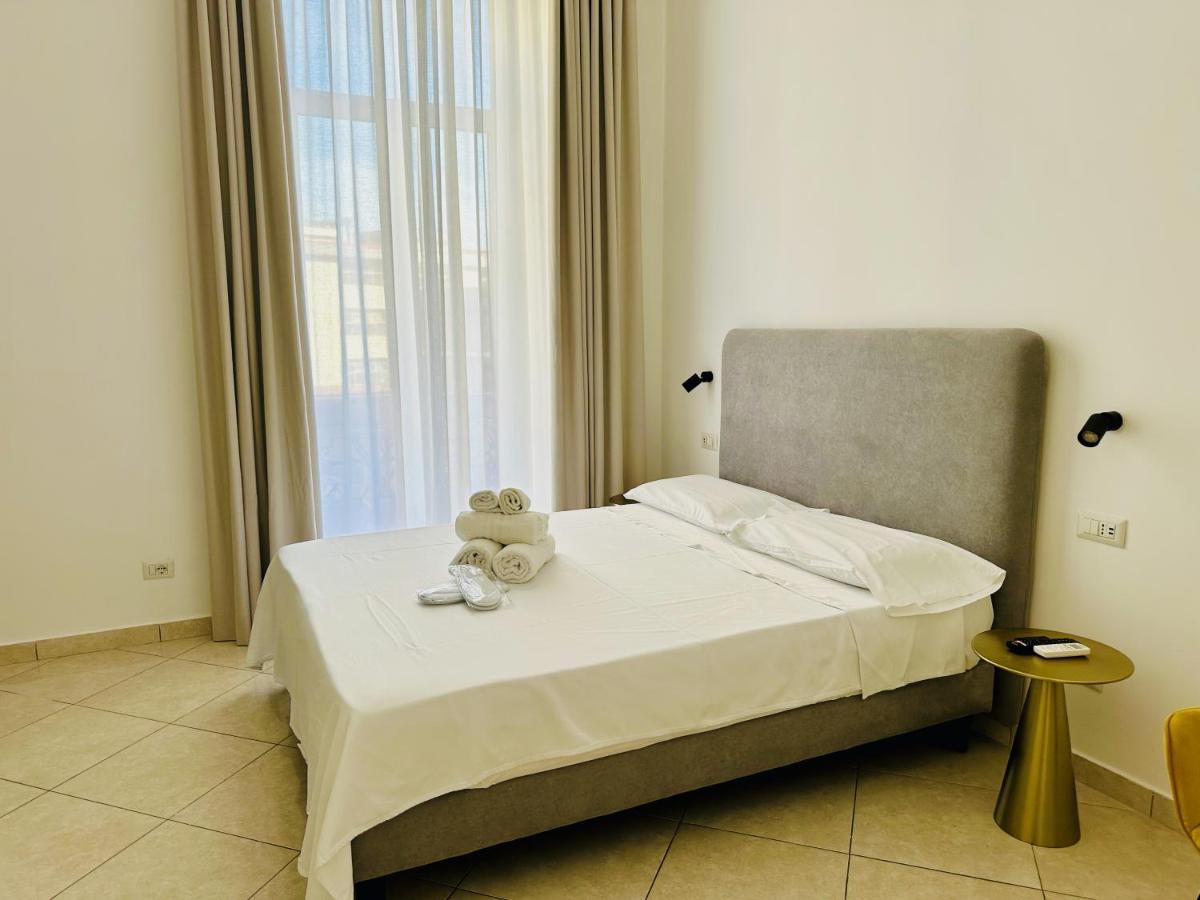 Garibaldi 118 Luxury Apartment نابولي المظهر الخارجي الصورة