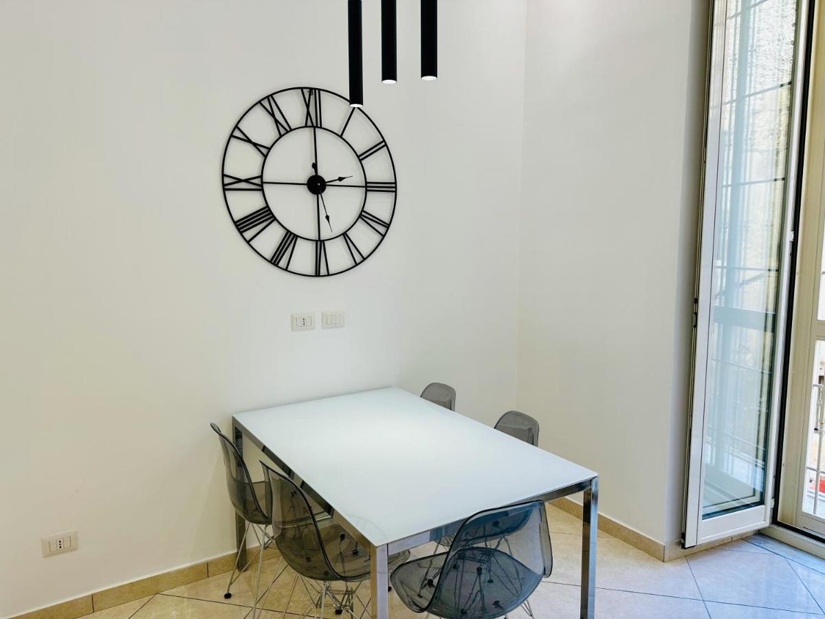 Garibaldi 118 Luxury Apartment نابولي المظهر الخارجي الصورة